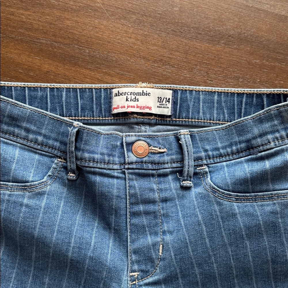 Size 13-14 abercrombie kids pull-on jean legging with vertical stripe details - Picture 2 of 5